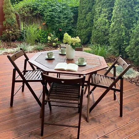 דירה La Playa Z Ogrodkiem הל