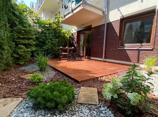 La Playa Z Ogrodkiem *